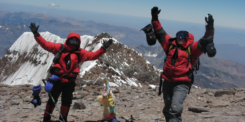 Festejos en la cumbre del Aconcagua